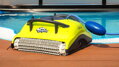 Robotický bazénový vysávač Maytronics Dolphin Spring